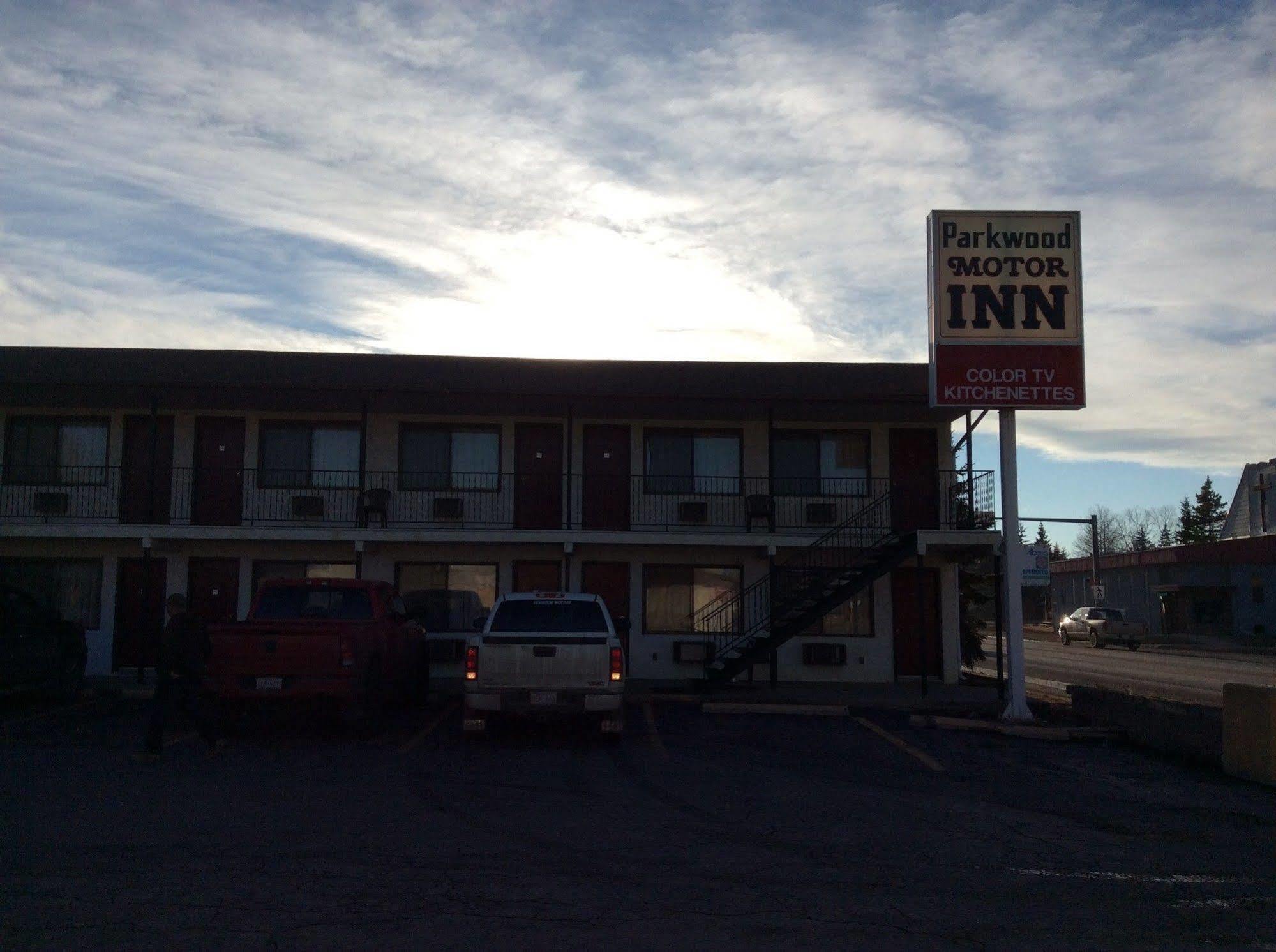 Parkwood Motor Inn Sundre Exterior photo